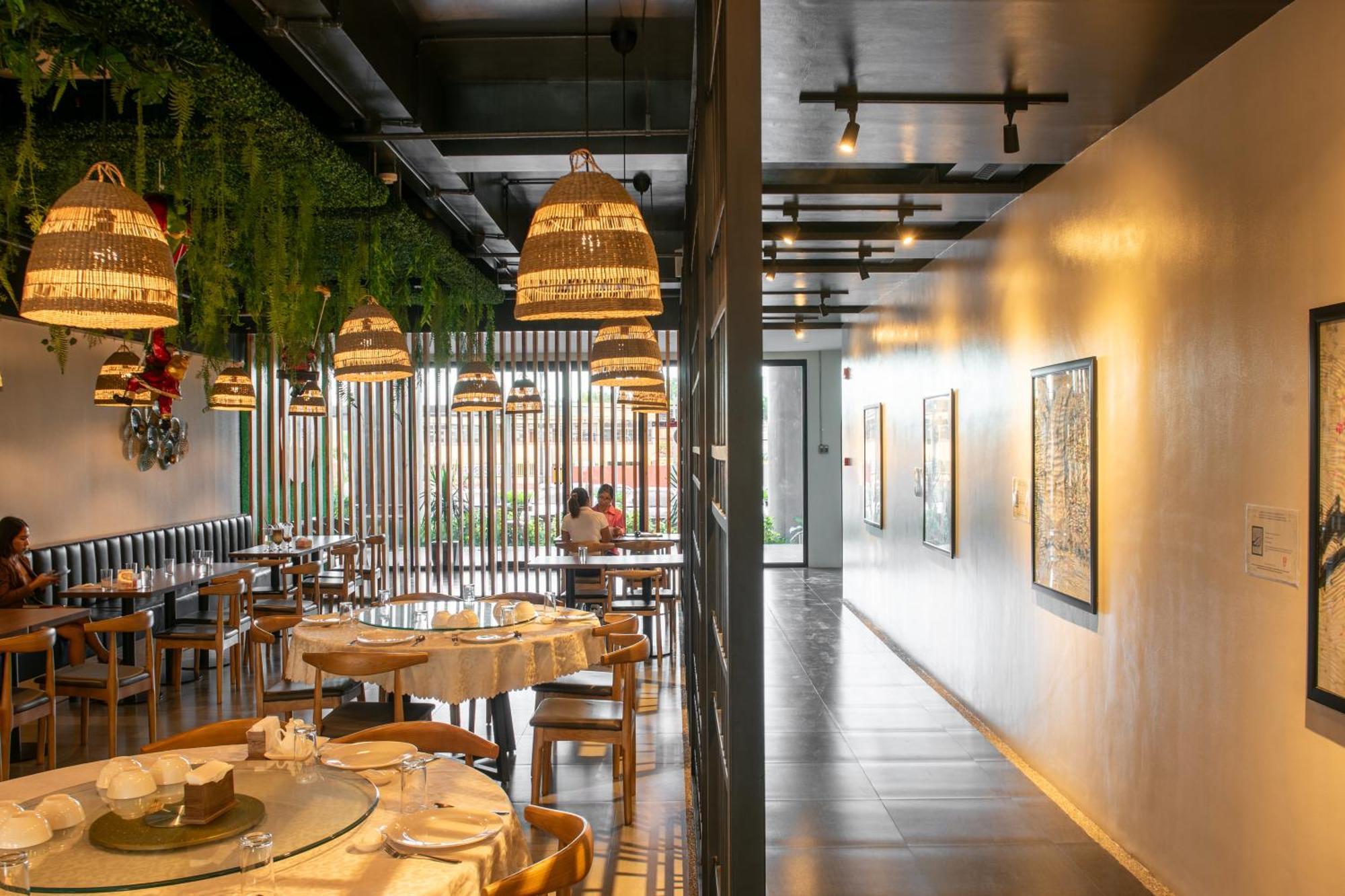 Levo Hotel Urdaneta Exterior photo