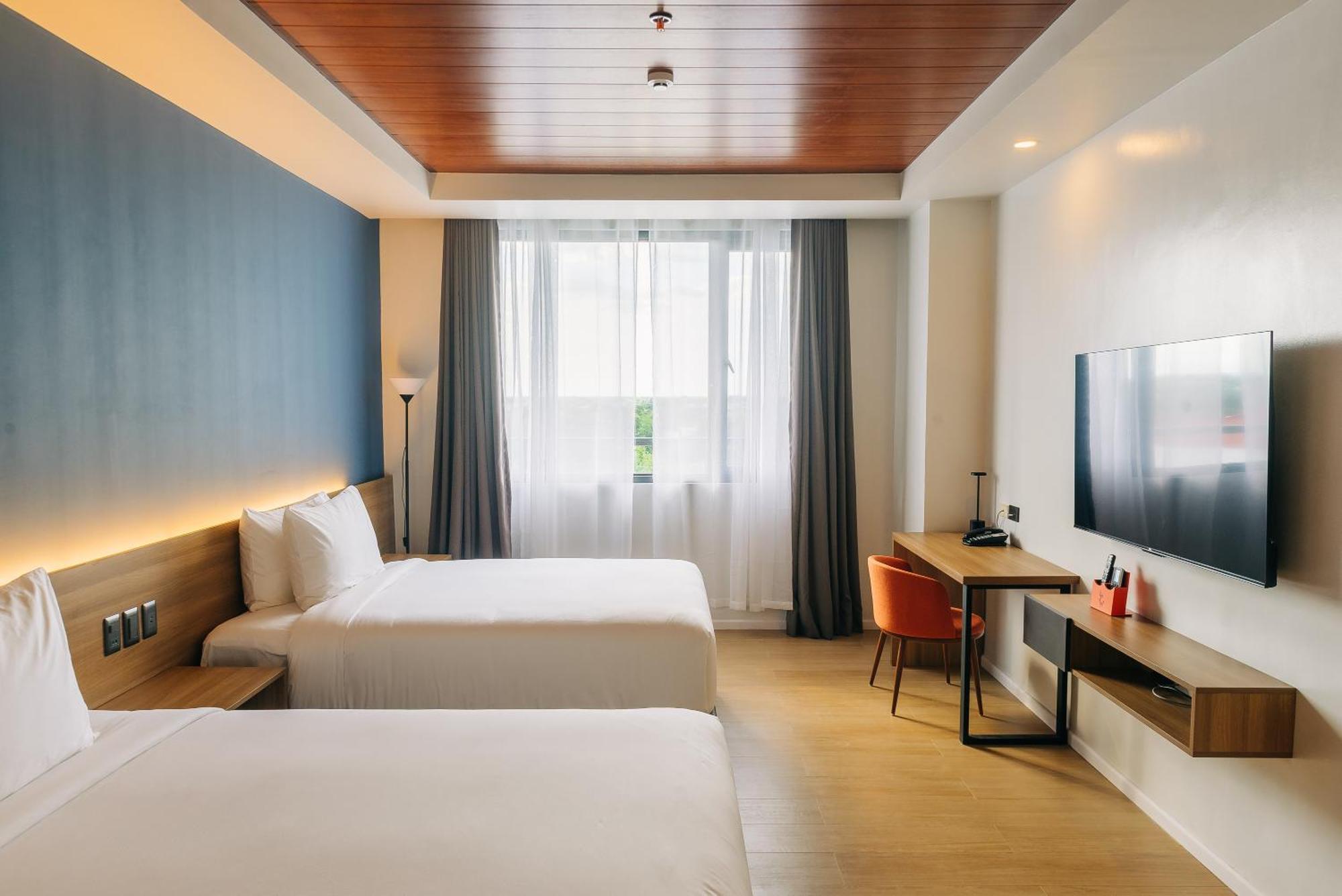 Levo Hotel Urdaneta Exterior photo