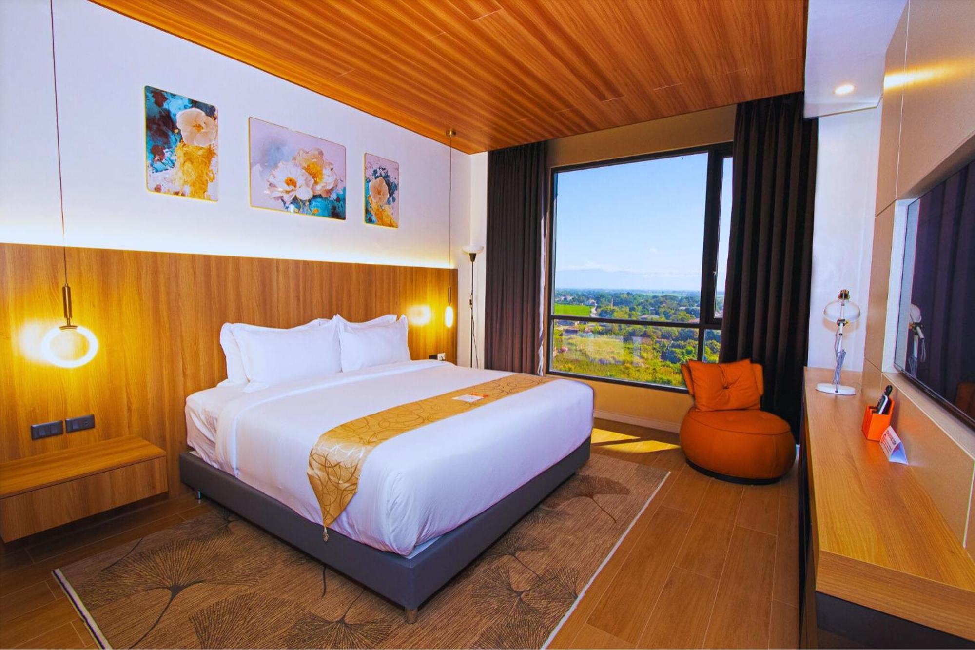 Levo Hotel Urdaneta Exterior photo